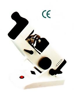 Lensmetru manual, iluminare economica cu led cu afisare digitala a valorii lentilei.