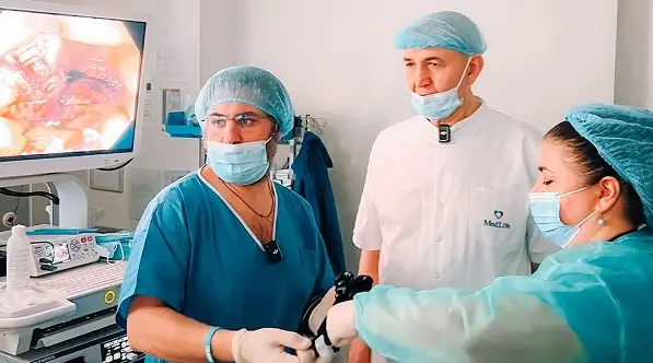 MedLife continua programele de educatie medicala cu un masterclass despre abordarea multidisciplinara a obezitatii