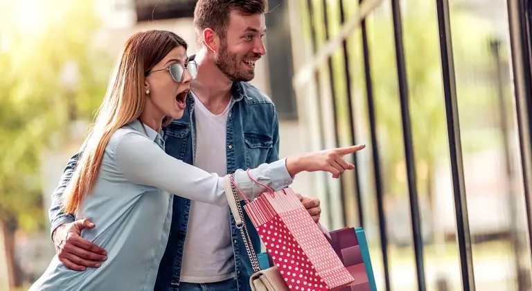 Dependenta de cumparaturi si tulburarile de mall - provocari ale societatii moderne