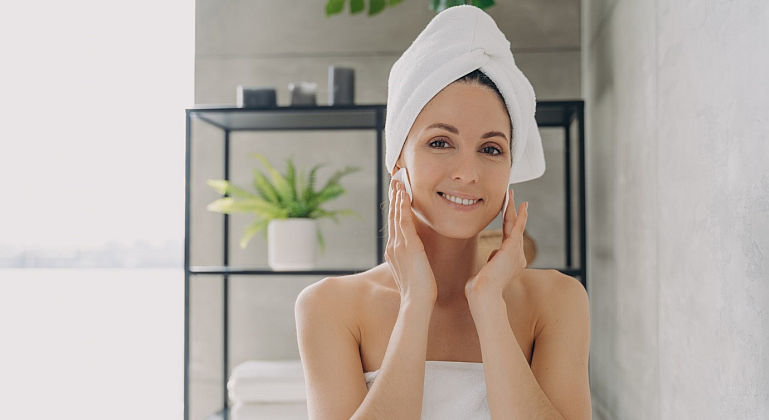 Rutina de ingrijire a dermatologilor - 5 secrete pe care le poti incerca si tu